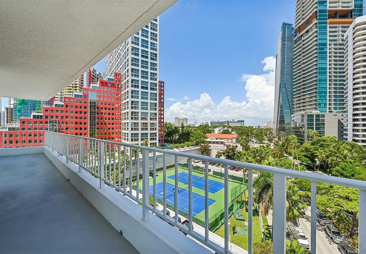 Brickell Harbour Condo — Photo 4