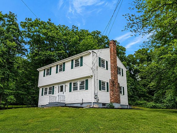 2nd image of 30 Keans Rd