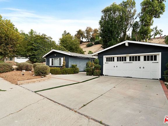 2nd image of 7046 Darnoch Way