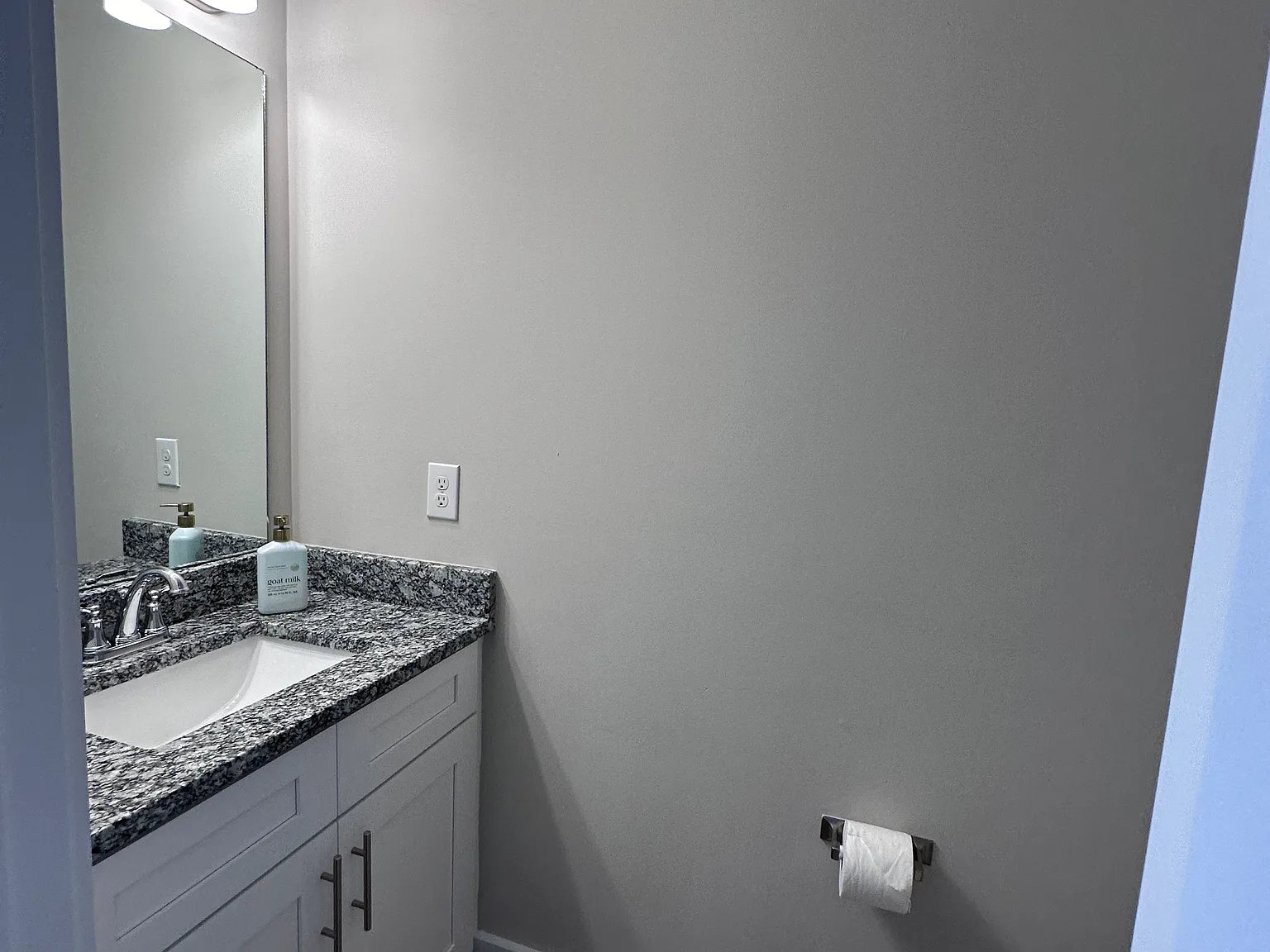 1079 Wells Way — Photo 2