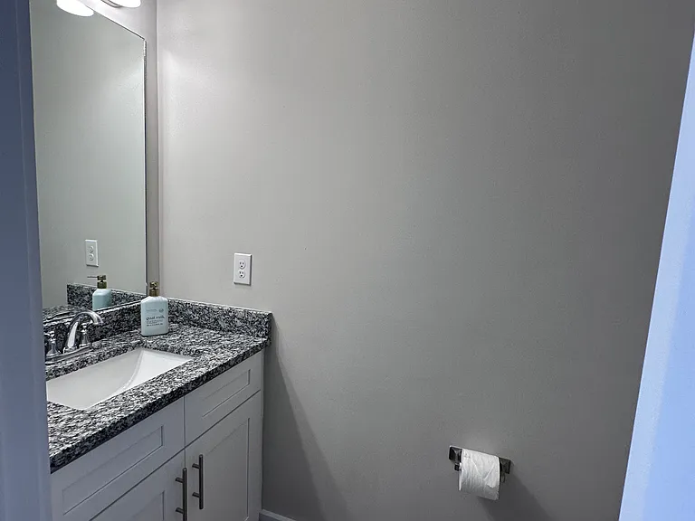 1079 Wells Way — Photo 2