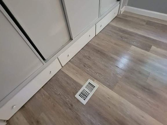 5th image of 902 Montana Ave