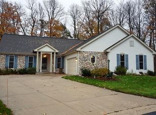 322 Kames Ct, Slinger, WI 53086