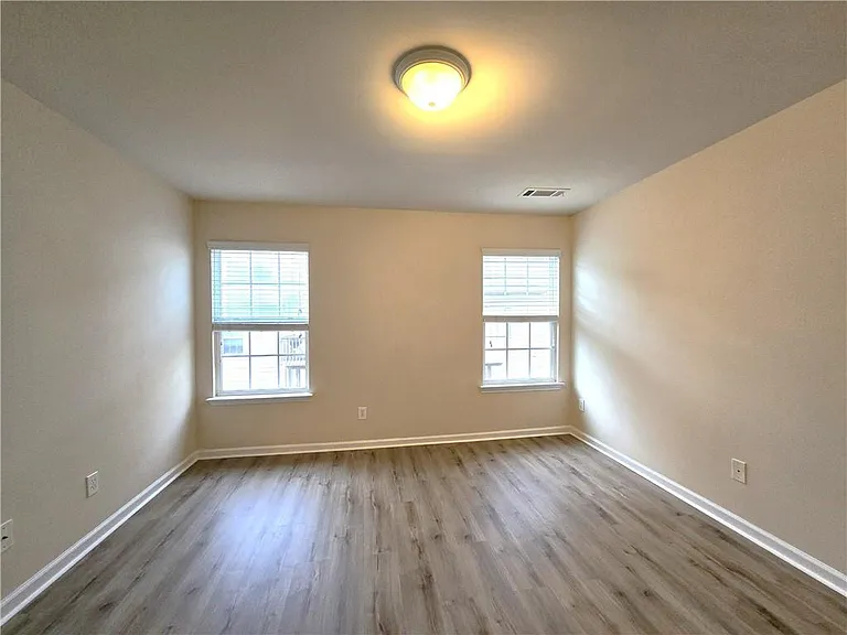 2120 Meadow Peak Rd — Photo 17