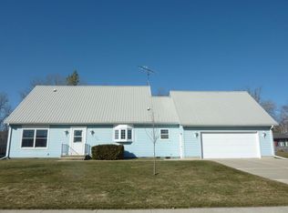 604 Hoard Rd, Waupun, WI 53963