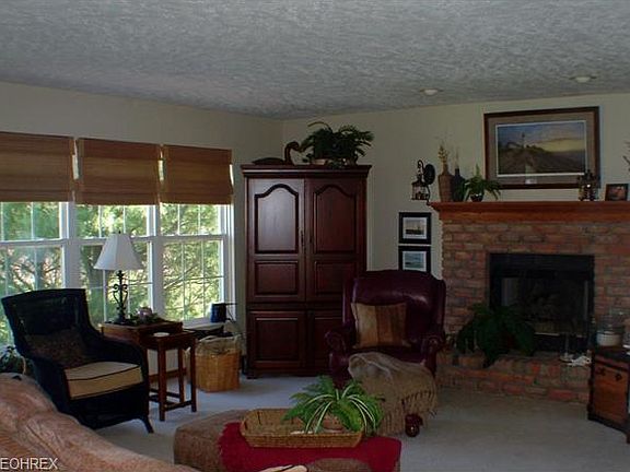 3rd image of 2569 Stonecreek Dr
