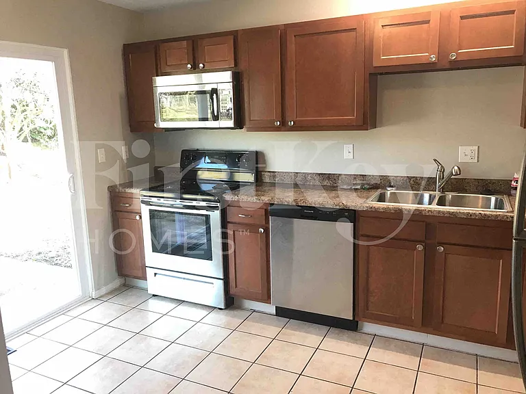 5994 Waldway Ln — Photo 7