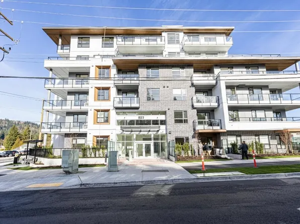 623 Kemsley Ave #409, Coquitlam, BC V3J 0L8