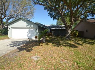 12095 73rd St, Largo, FL 33773