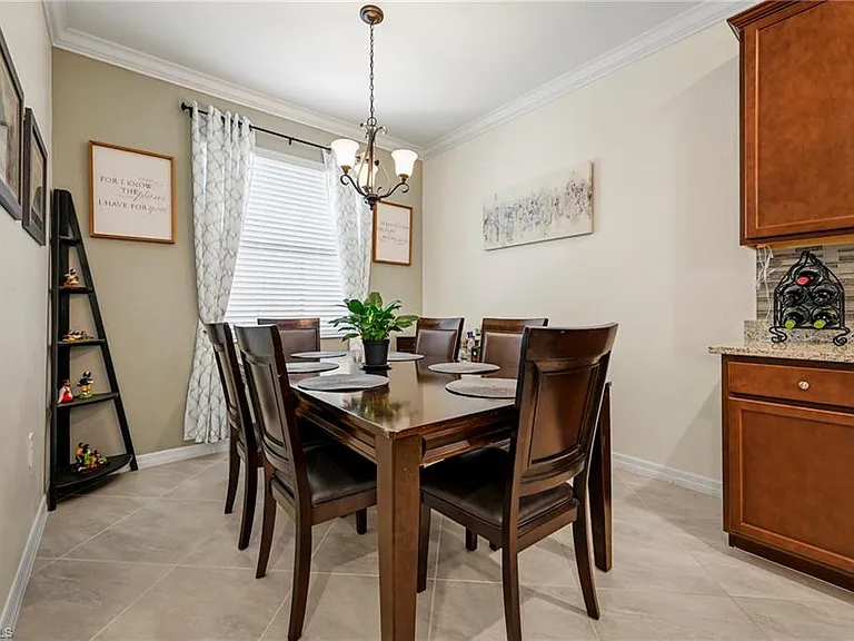 3424 Murcia Ct — Photo 10