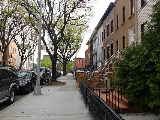 Rented by Citi Habitats | media 8