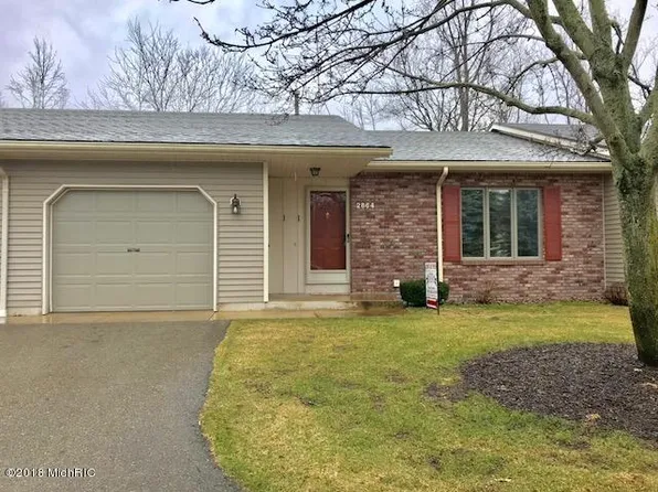 2864 Hidden View Dr SE, Caledonia, MI 49316