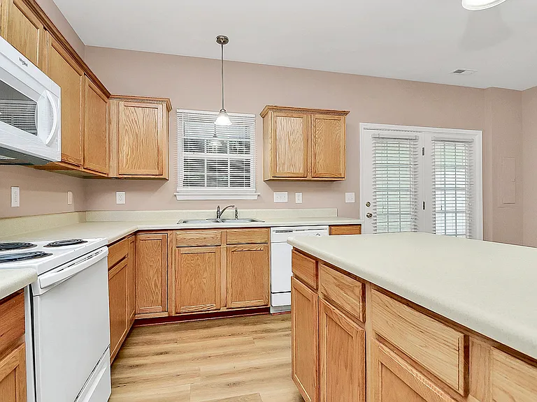 12260 Jessica Pl — Photo 13