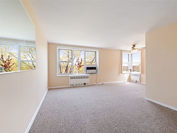 2nd image of 1870 211th St