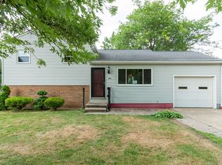 1903 Penthley Ave, Akron, OH 44312