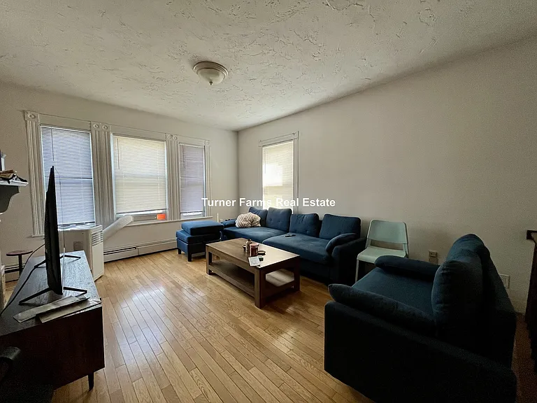 64 Murdock St #2F — Photo 8
