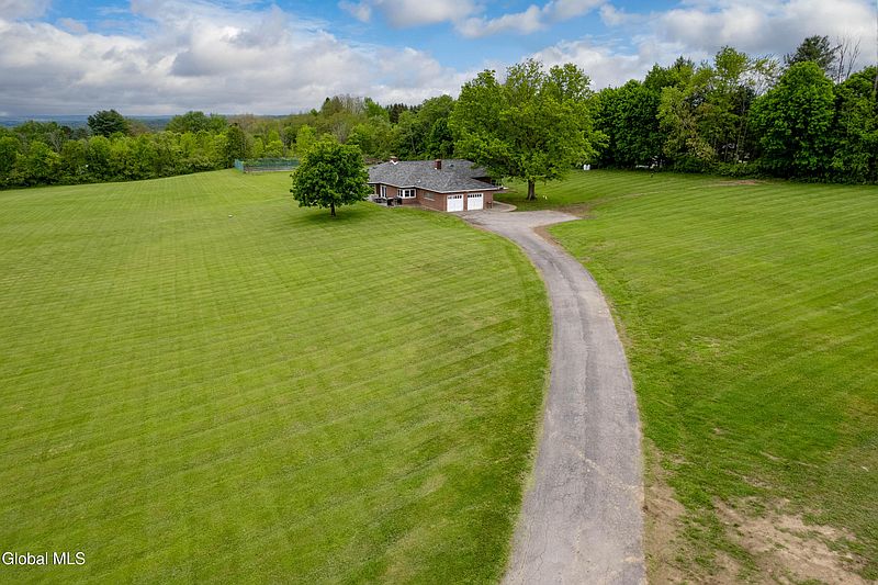 2nd image of 730 McKay Road