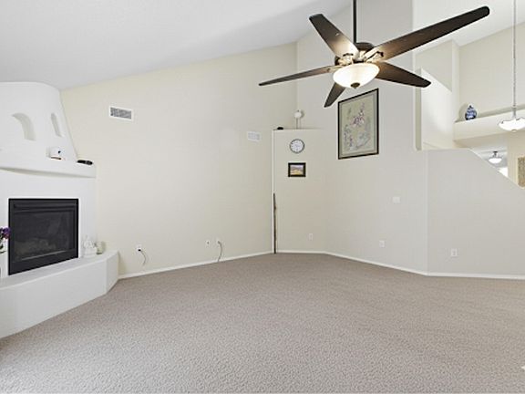 3rd image of 804 Tumulus Dr NW