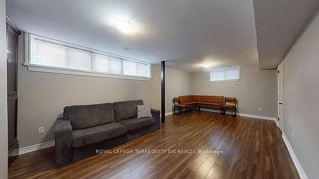 219 Beechgrove Dr #LOWER LVL — Photo 13