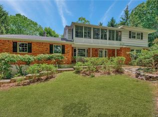 372 Harriman Heights Rd, Harriman, NY 10926