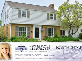 6225 N Lake Dr, whitefish bay, WI 53211