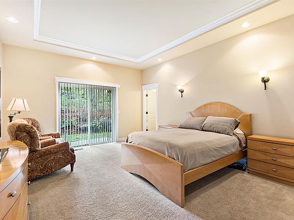 5th image of 7028 Artondale Dr NW
