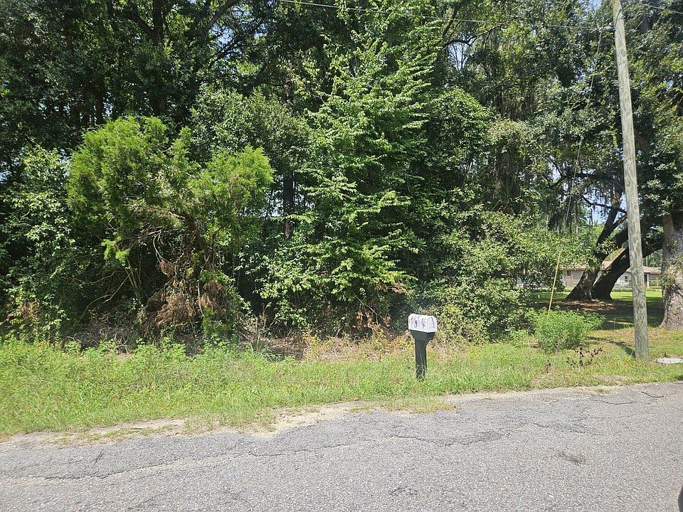 1st image of 1123 Langdoc St