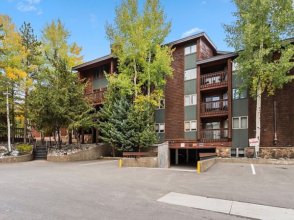 3rd image of 305 S Park Avenue UNIT 402