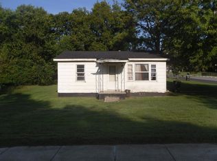 1435 E 18th St, Hopkinsville, KY 42240