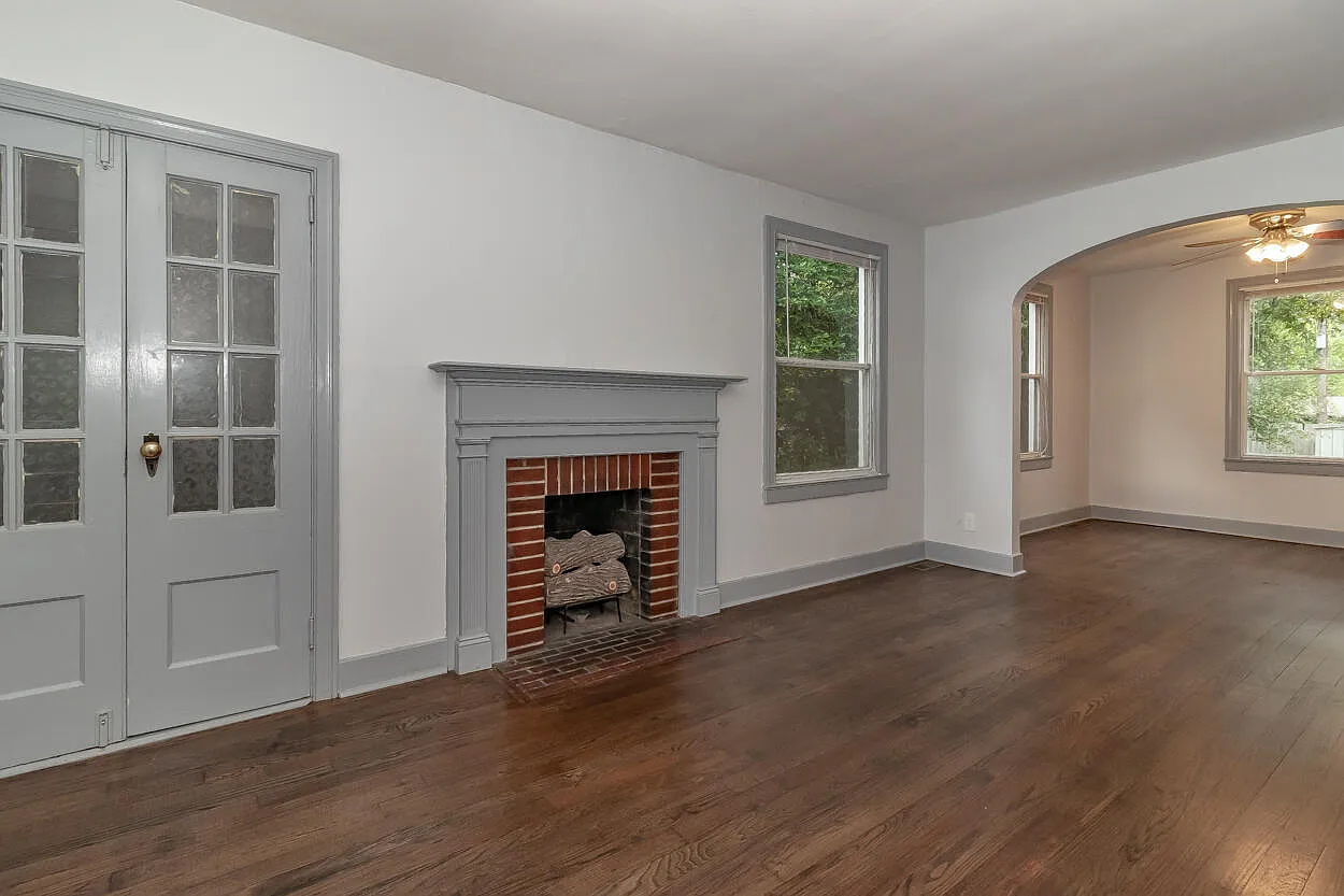 3 bed, 1.5 bath, 1246 sqft, $1,250 — Photo 4