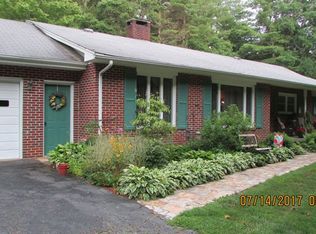218 Sagebrush Rd, Spruce Pine, NC 28777