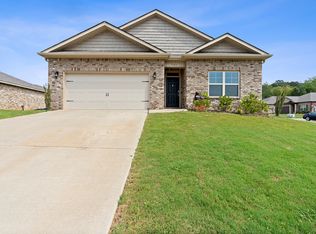 201 Antler Ridge Dr, Huntsville, AL 35811