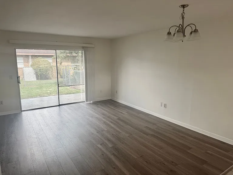 402 Big Cedar Way — Photo 6