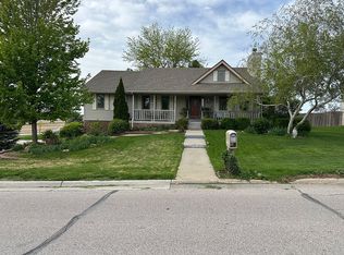 1036 W 15th St, Wahoo, NE 68066