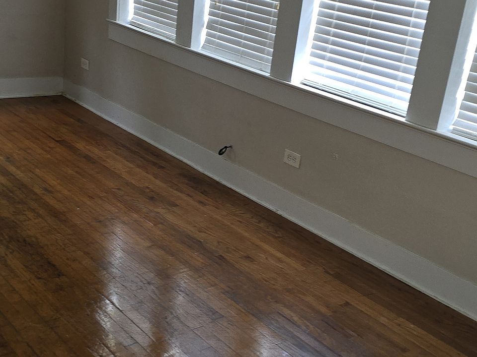 1st image of 411 W 27th St