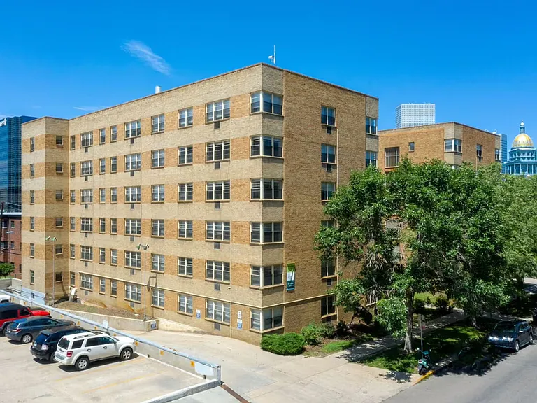 Camellia Apartments — Photo 3