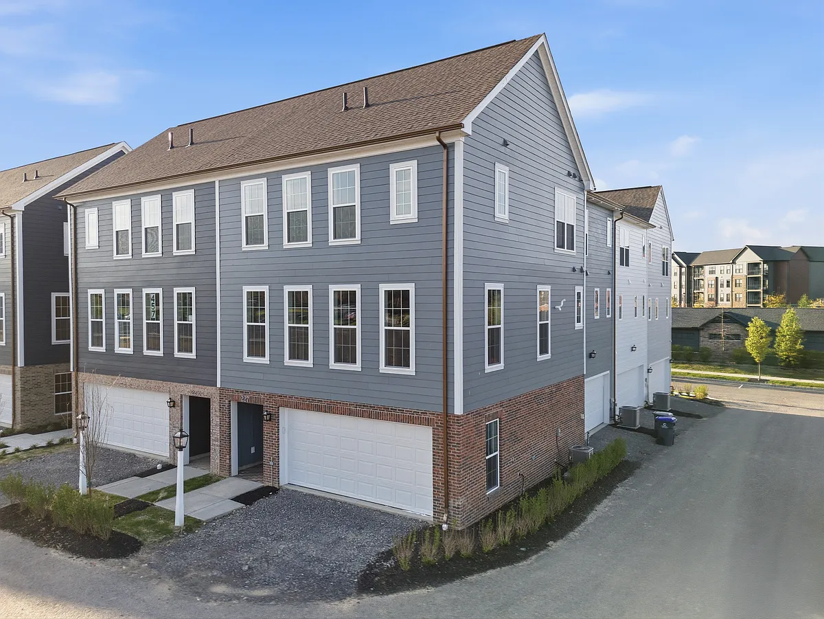 Building Photo - 227 Oliver Way