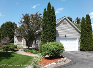 1586 Hagadorn Rd, Mason, MI 48854