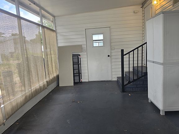4th image of 128 Cinnamon Ridge Ln