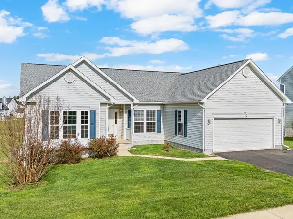 156 Crosswinds Dr, Charles Town, WV 25414