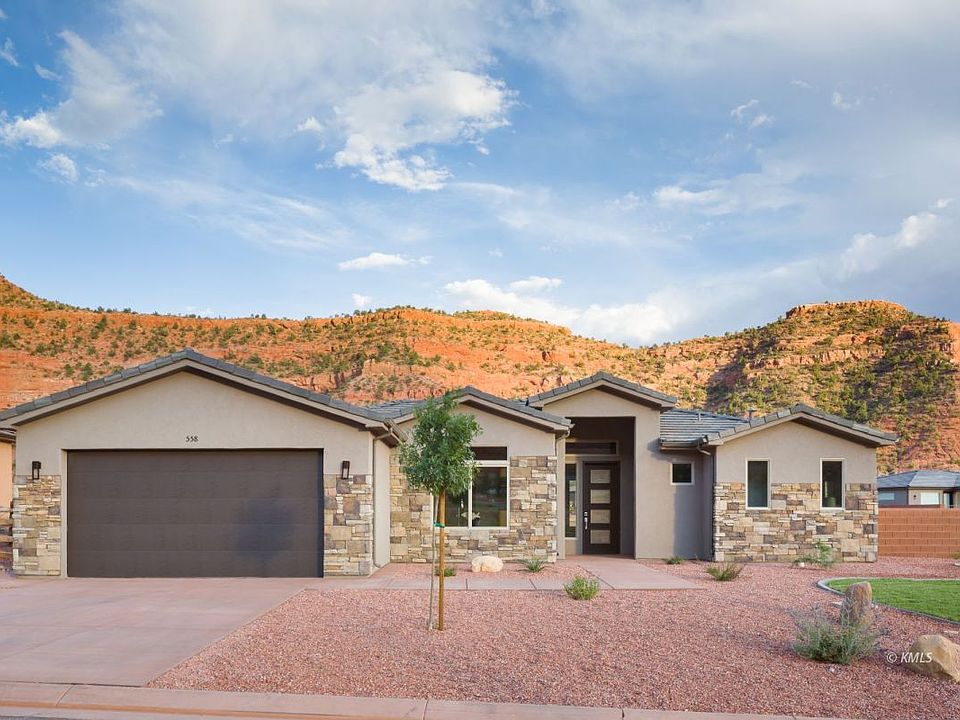 1st image of 471 W Los Barrancos Ln