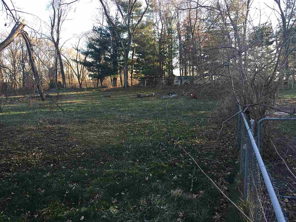 2nd image of 1013 Greglynn St