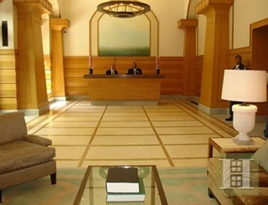 Rented by Fox Residential Group | media 25