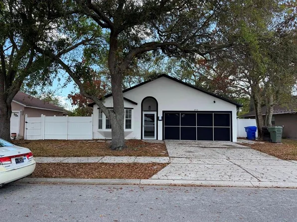 2915 Colleen Cir, Kissimmee, FL 34744