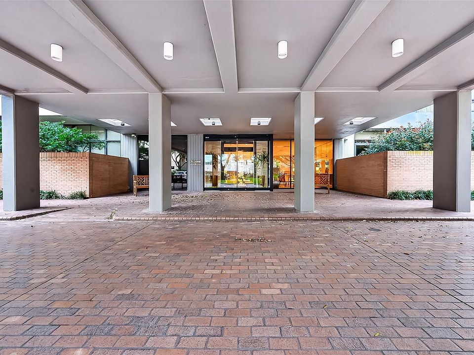 1st image of 15 Greenway Plz Unit 2A