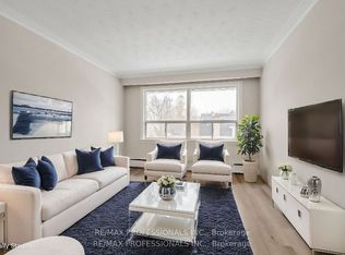 32 Heman St #4, Toronto, ON M8V 1X5