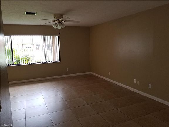 5th image of 1718 SE 15th Ter