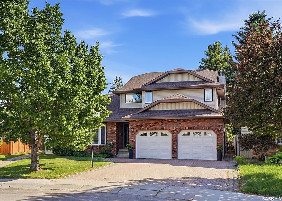 1st image of 130 Mulcaster CRESCENT