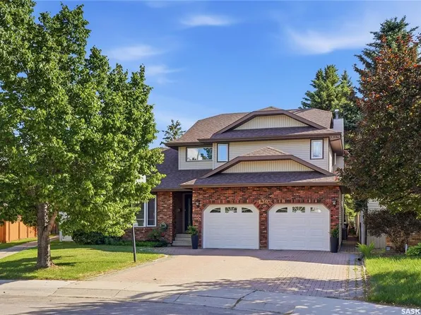 130 Mulcaster CRESCENT, Saskatoon, SK S7N 4A7