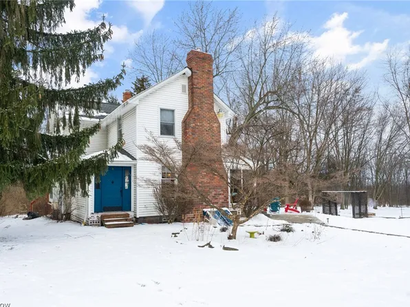 7772 N Palmyra Rd, Canfield, OH 44406